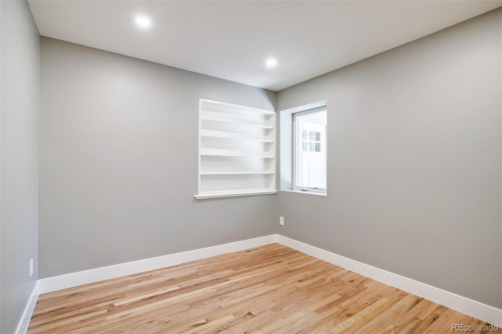 2323 N Niagara Street Denver CO 80207