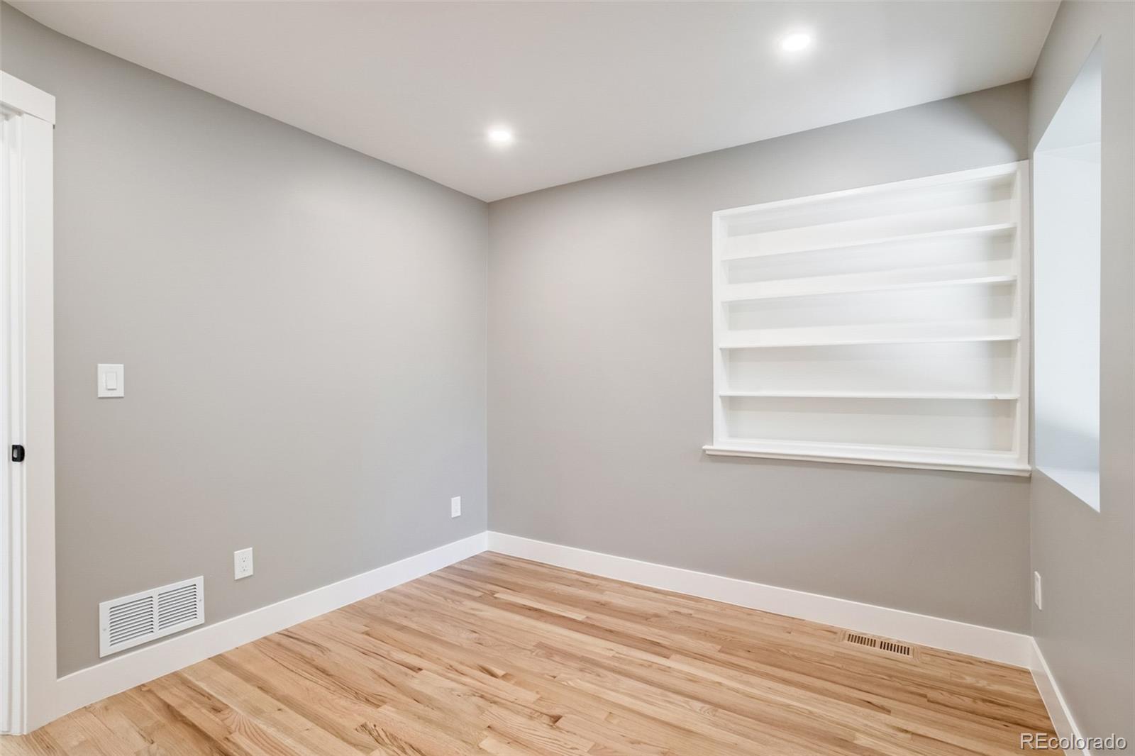 2323 N Niagara Street Denver CO 80207