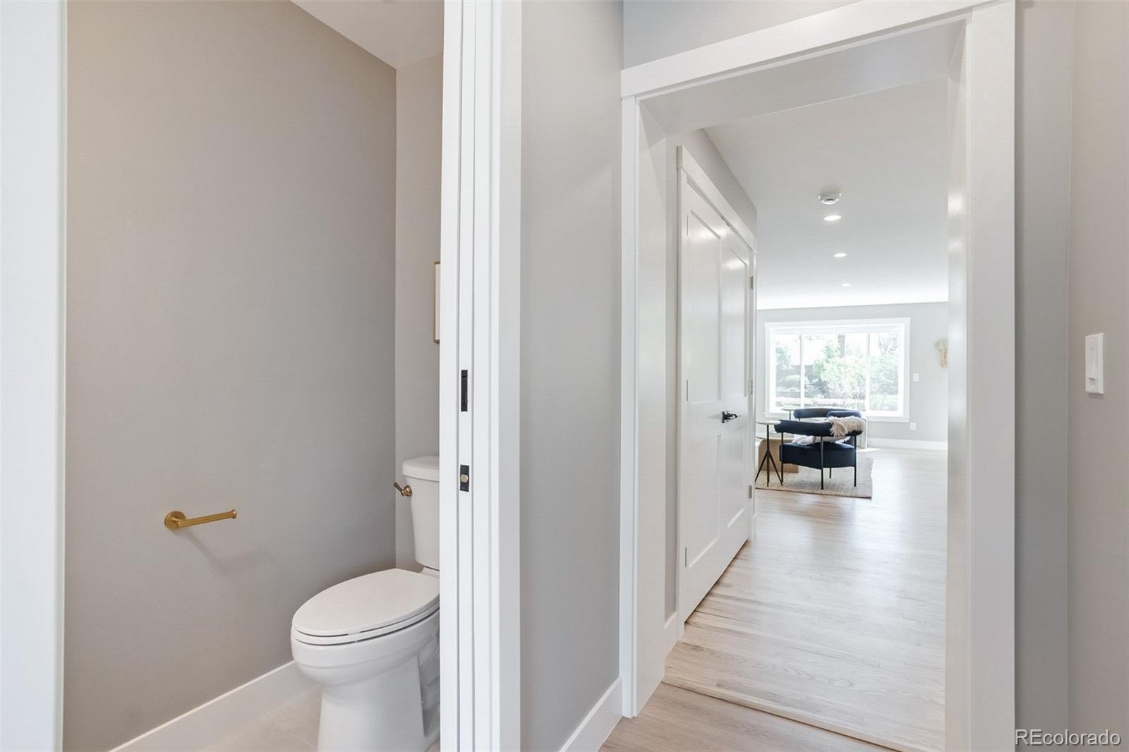 2323 N Niagara Street Denver CO 80207