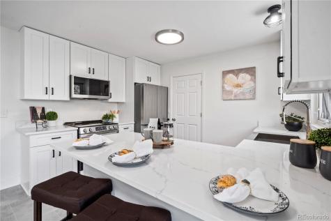 1007 Acadia Avenue Lafayette CO 80026