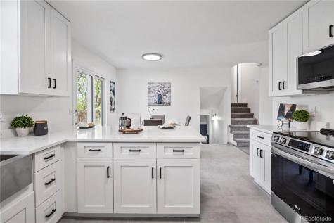 1007 Acadia Avenue Lafayette CO 80026