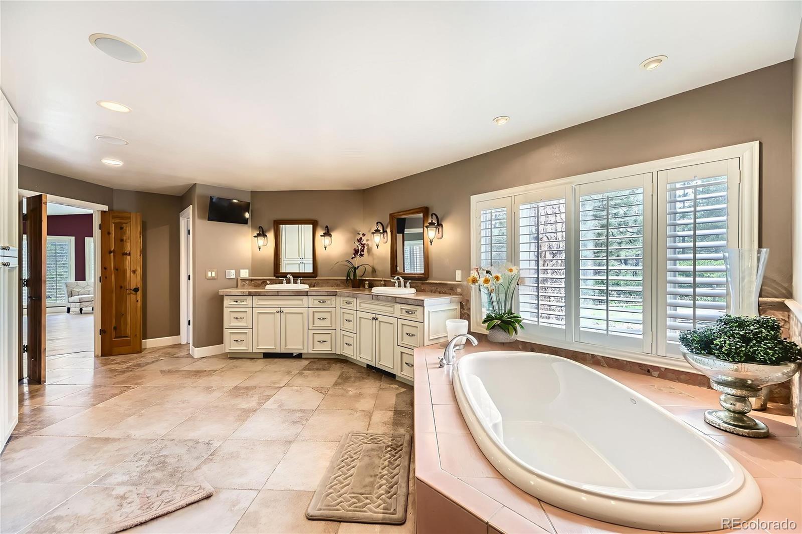 11274 E Manitou Road Franktown CO 80116