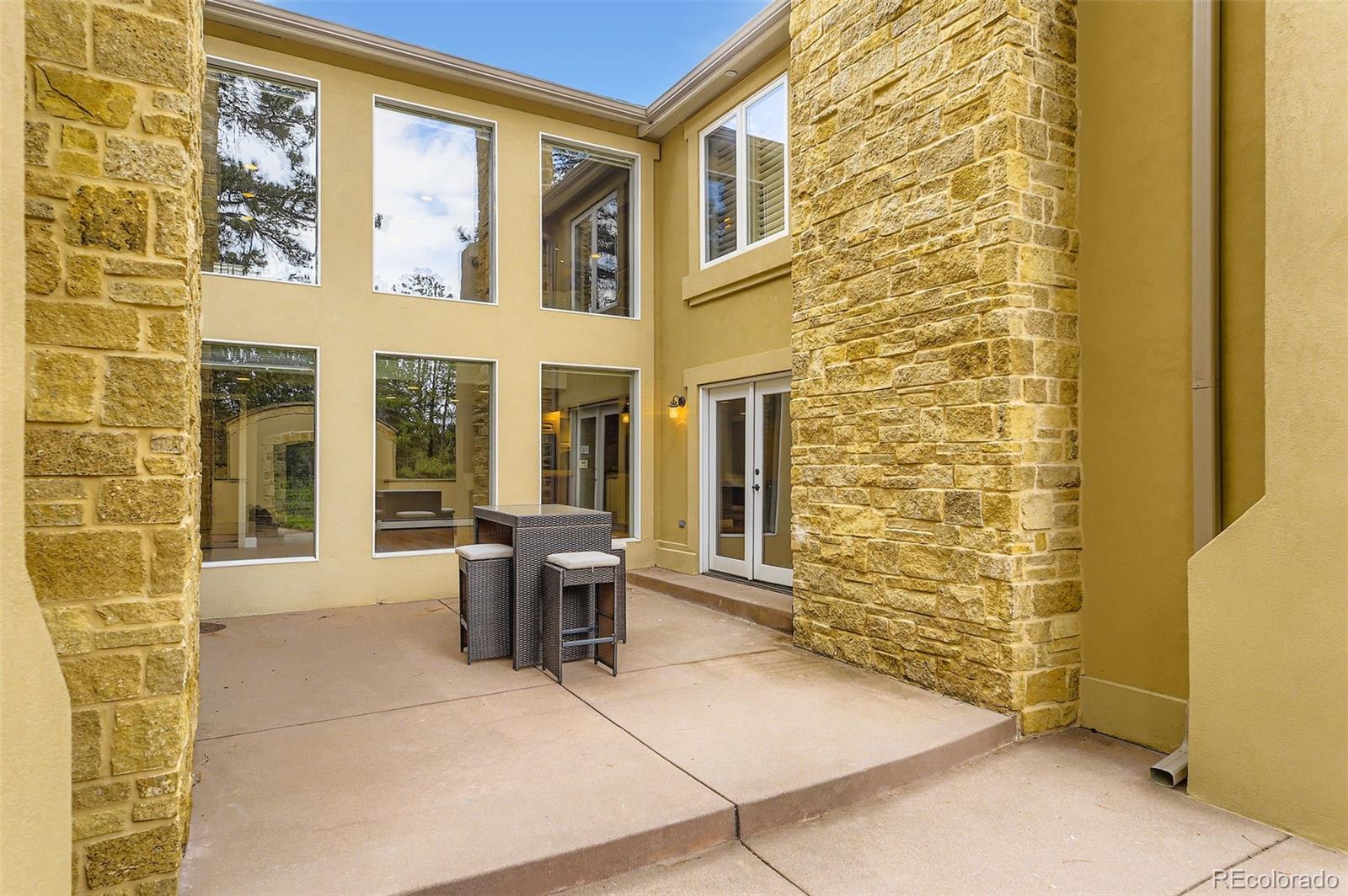 11274 E Manitou Road Franktown CO 80116