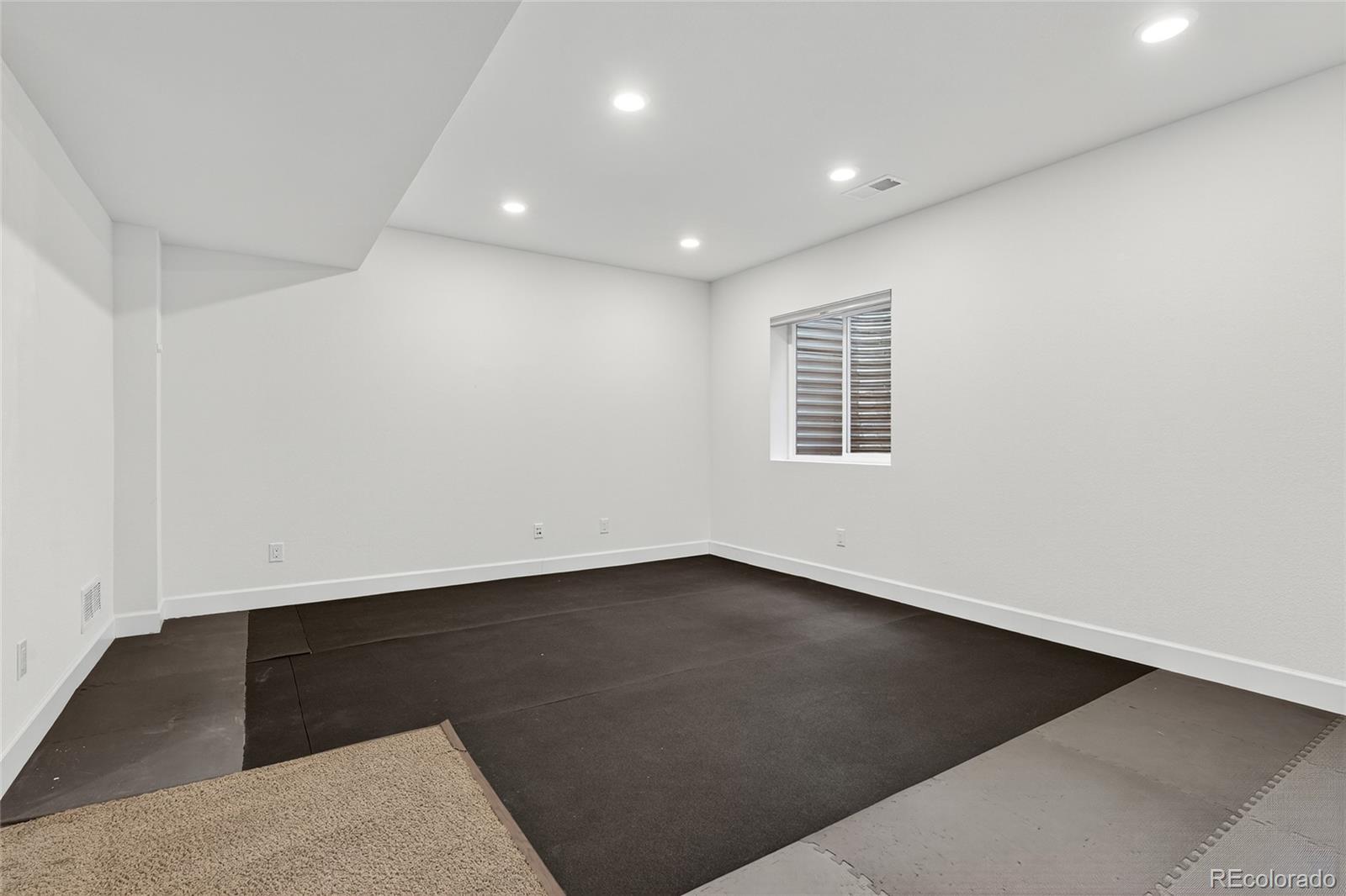 5853 Alton Street Denver CO 80238