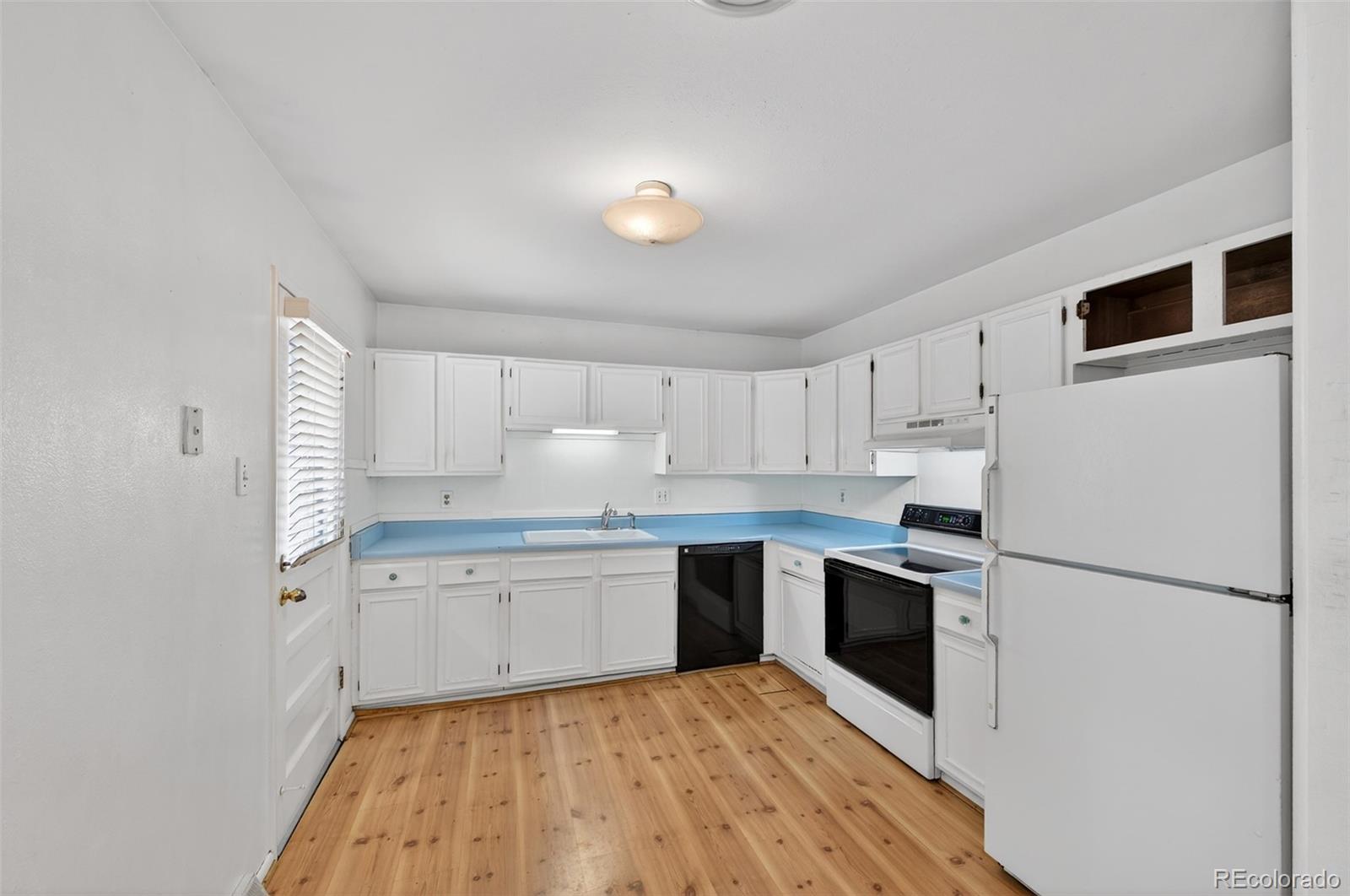 2189 S Coors Circle Lakewood CO 80228