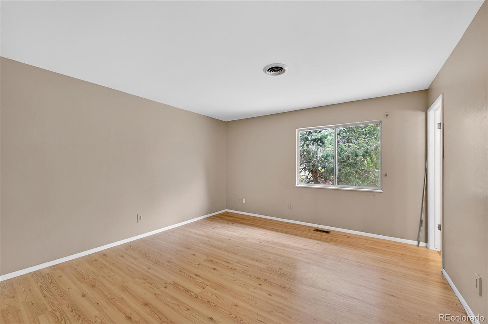 2189 S Coors Circle Lakewood CO 80228