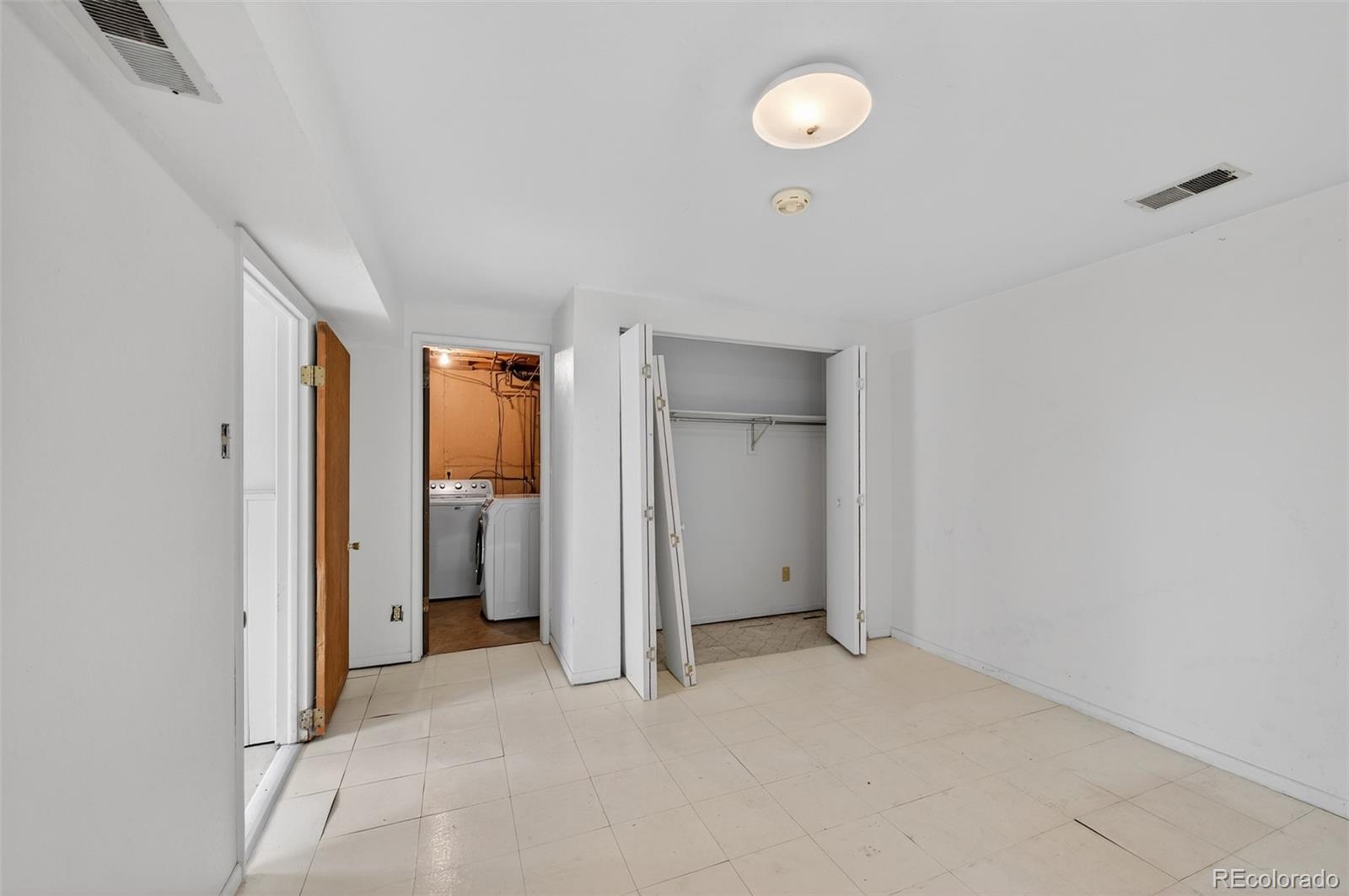 2189 S Coors Circle Lakewood CO 80228