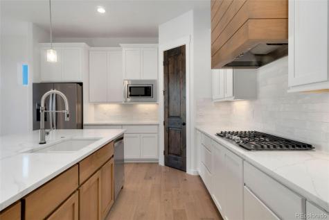 23835 E River Front Drive Aurora CO 80019