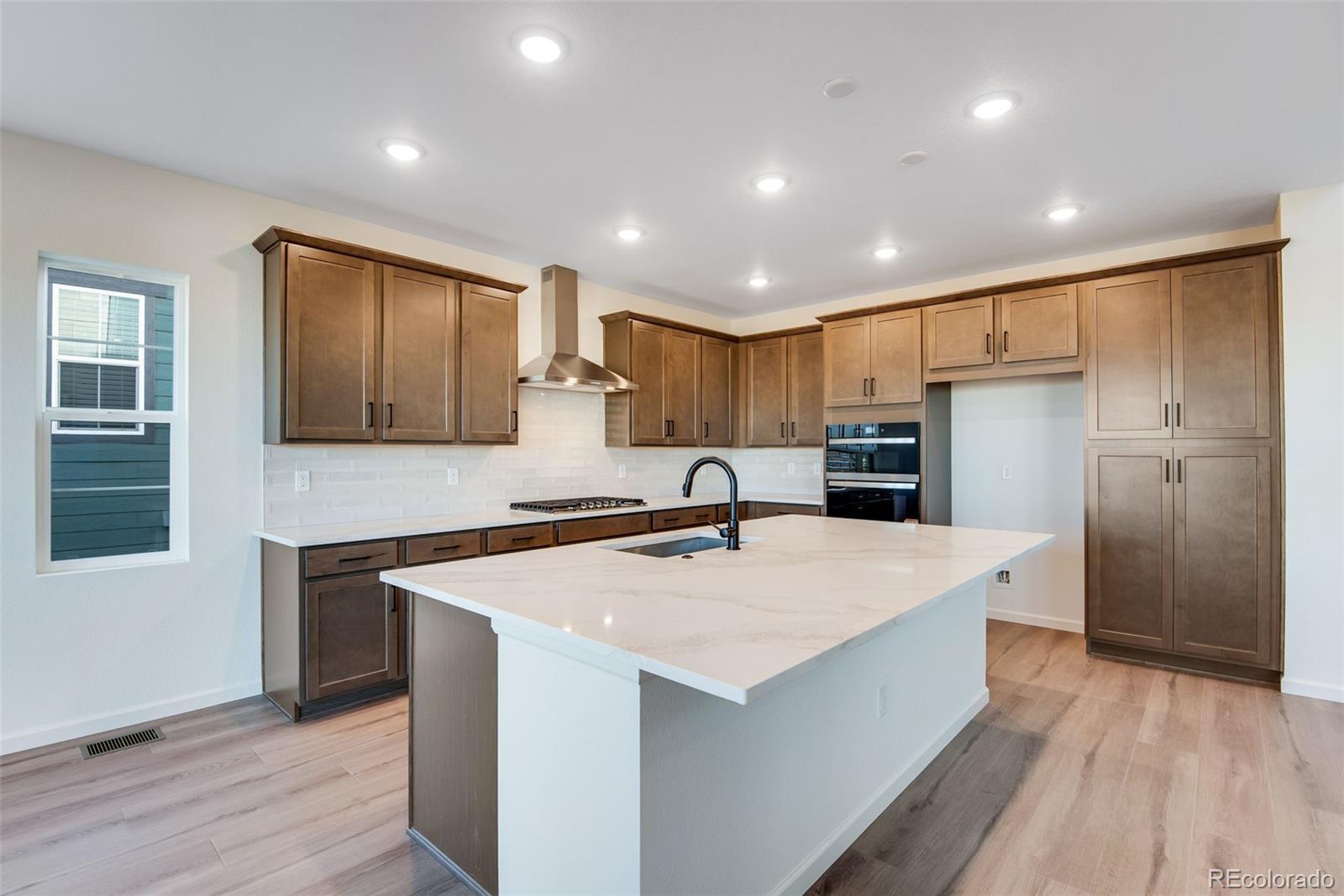 8556 Eckley Street Littleton CO 80125