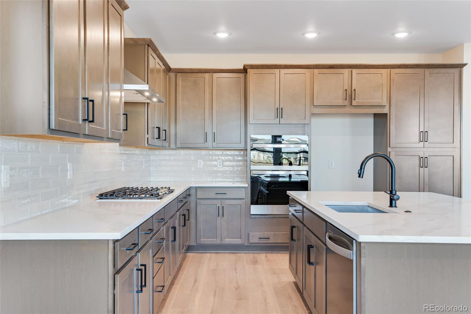 8556 Eckley Street Littleton CO 80125