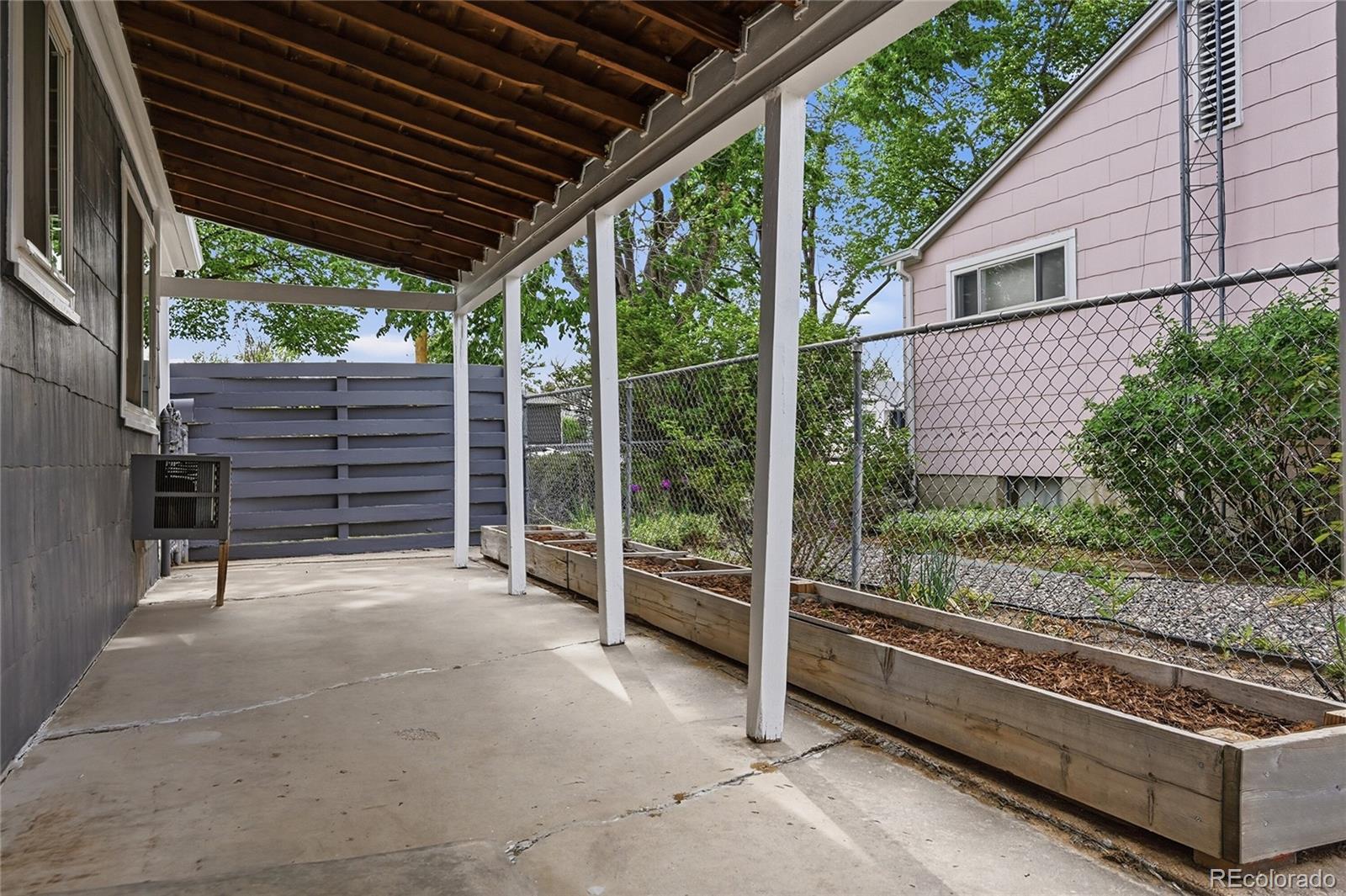 1049 Florence Street Aurora CO 80010