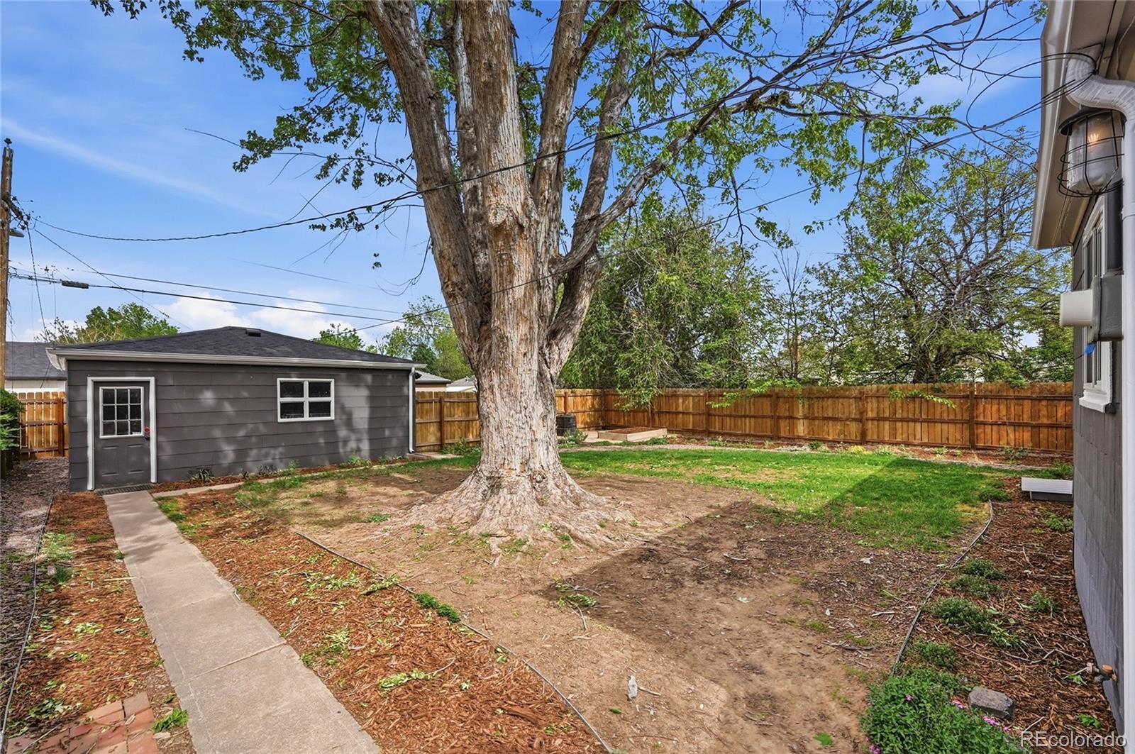 1049 Florence Street Aurora CO 80010