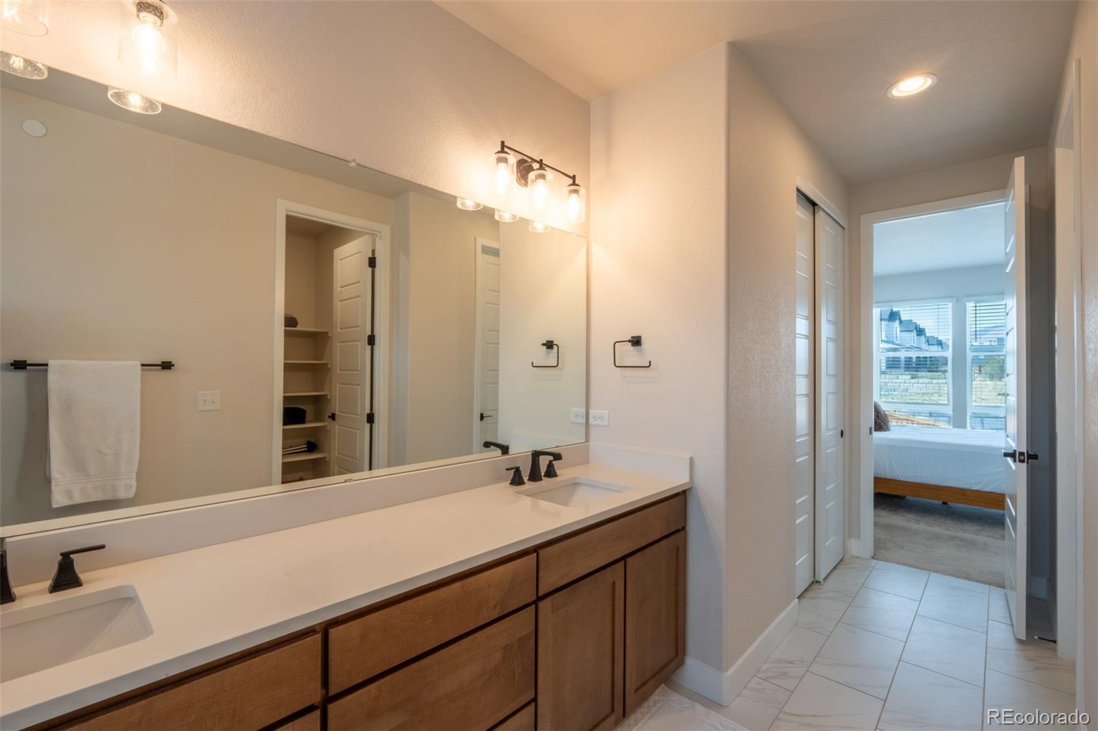 5013 S Queen Court Littleton CO 80127