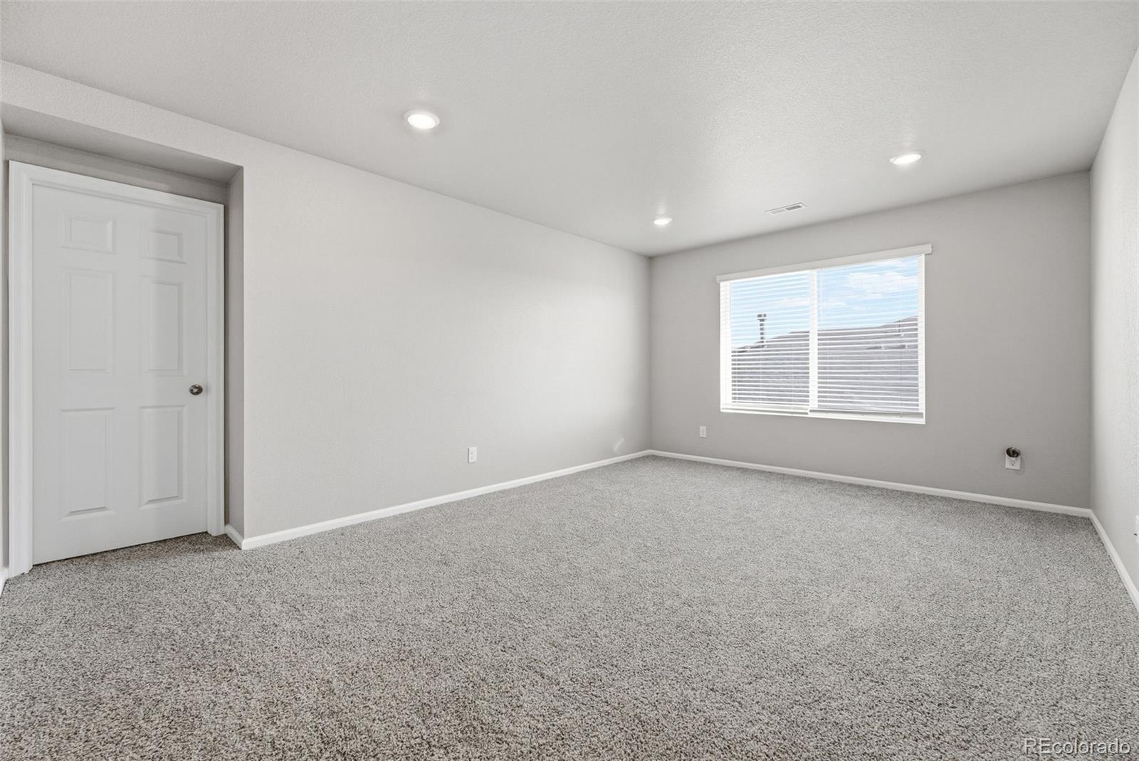 9160 Pitkin Street Commerce City CO 80022