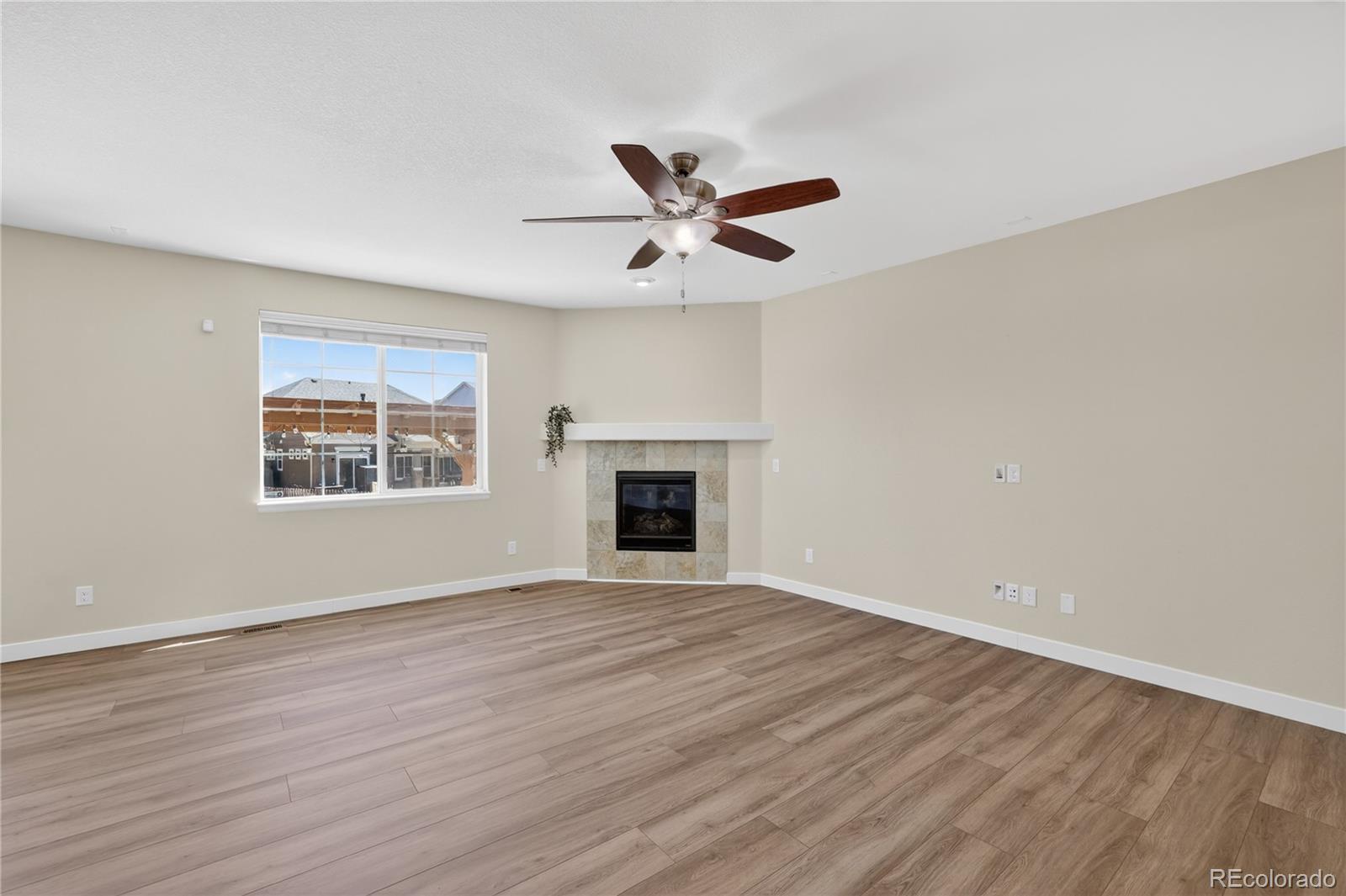 22 N Newcastle Court Aurora CO 80018