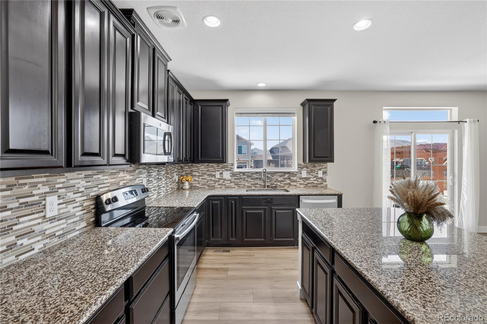 22 N Newcastle Court Aurora CO 80018