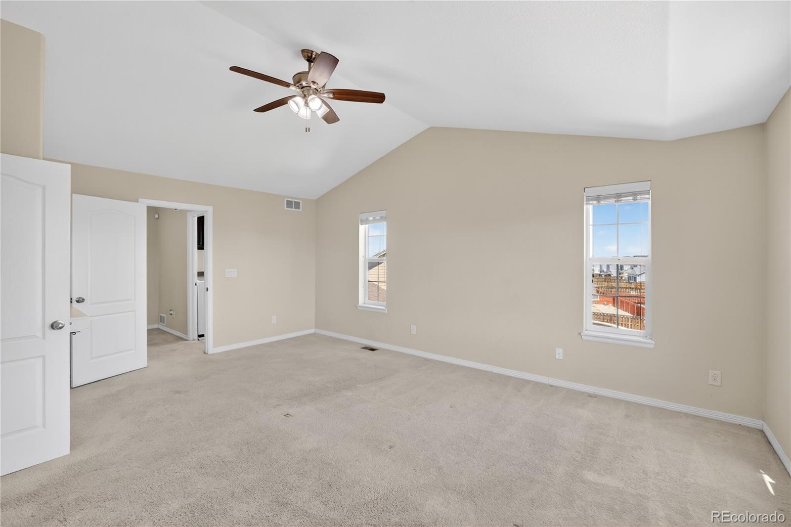 22 N Newcastle Court Aurora CO 80018