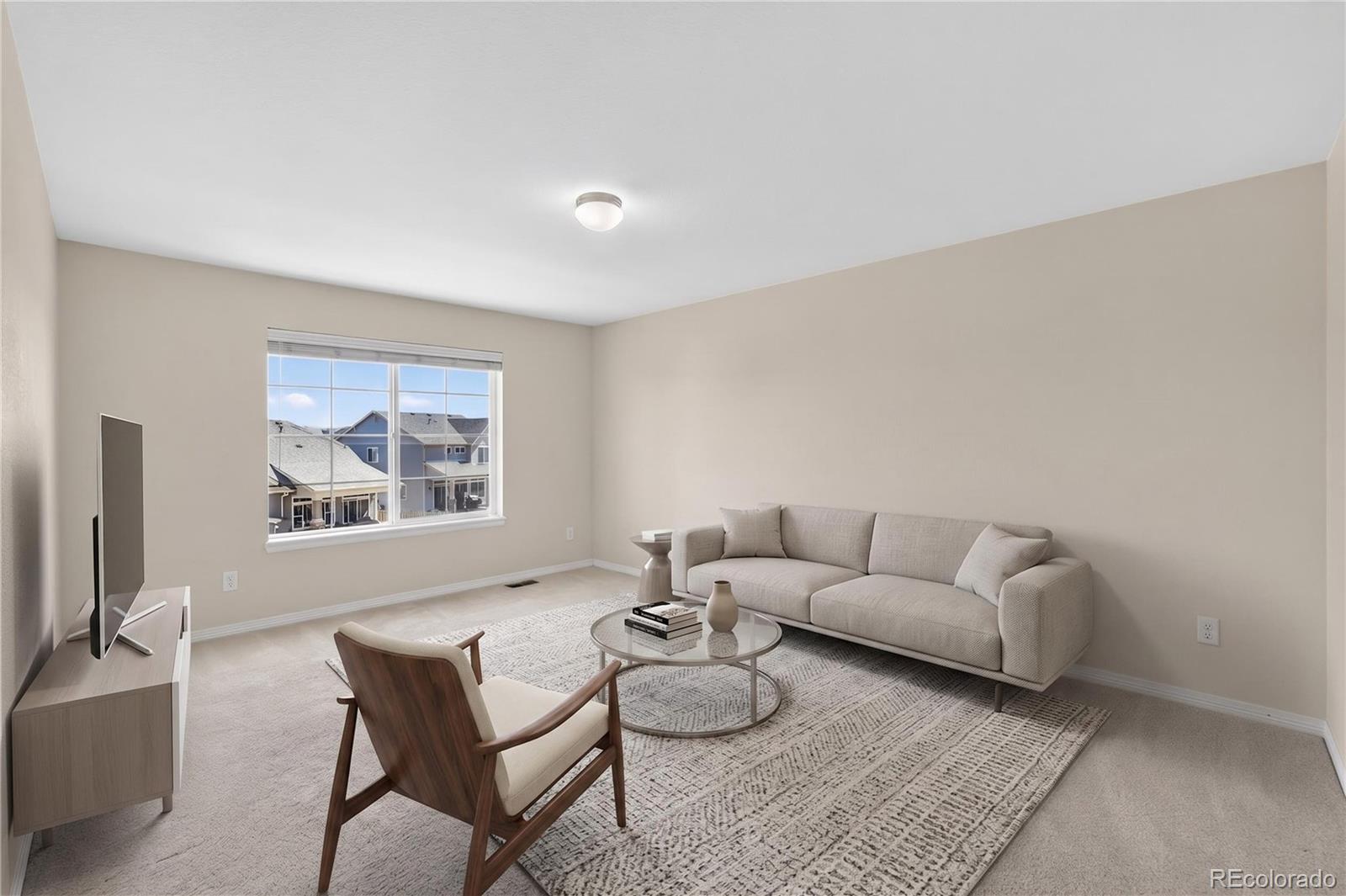 22 N Newcastle Court Aurora CO 80018