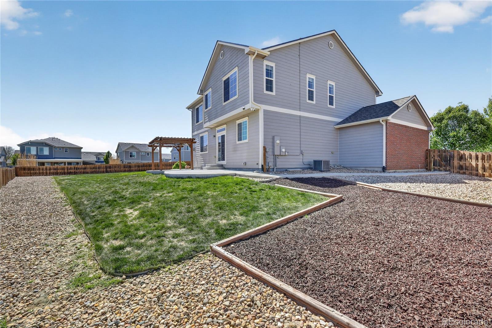 22 N Newcastle Court Aurora CO 80018