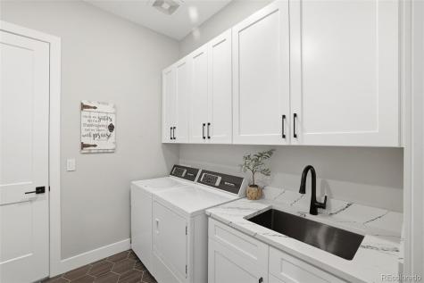 577 Scrubjay Circle Castle Rock CO 80104