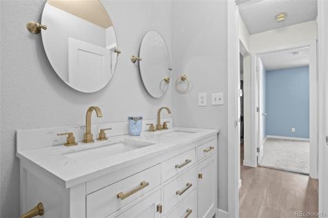5626 S Odessa Street Centennial CO 80015