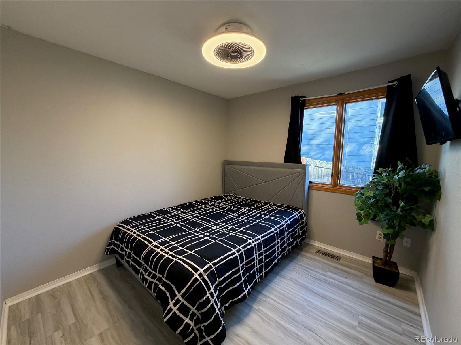 3667 S Flanders Aurora CO 80013