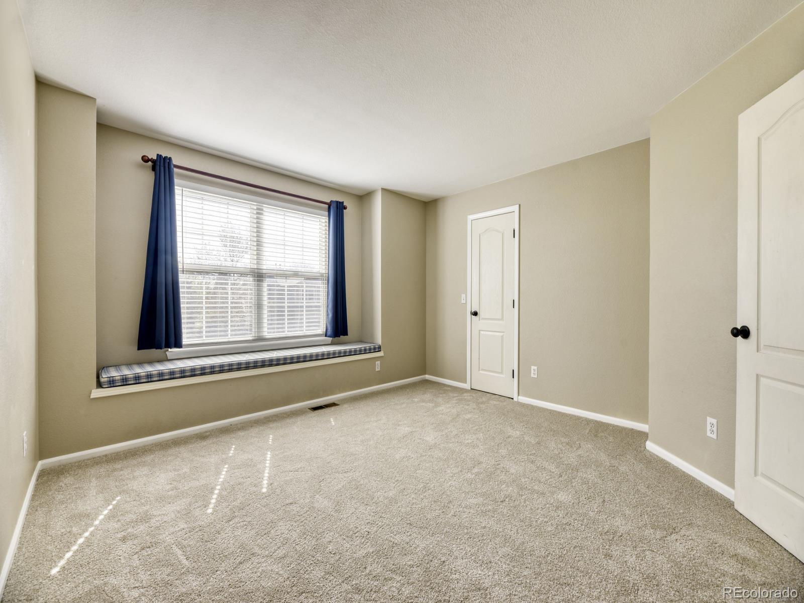 8037 S Yukon Way Littleton CO 80128