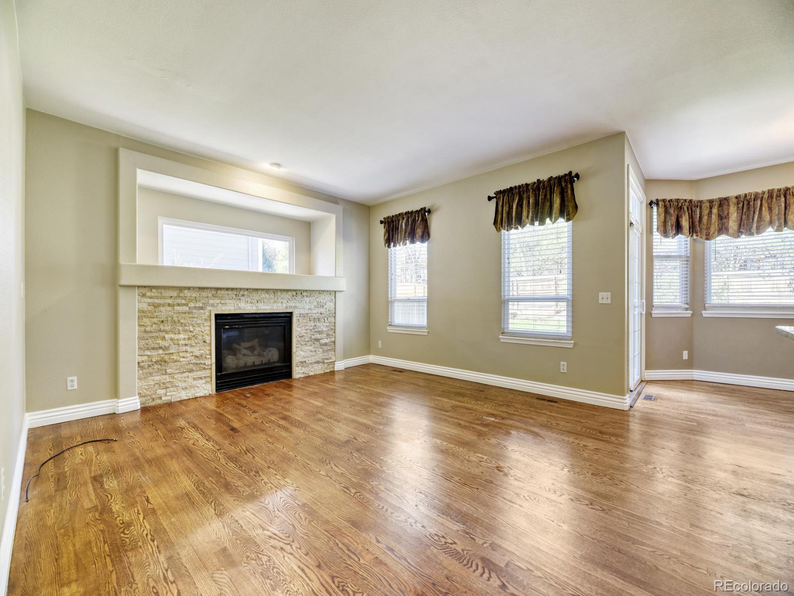 8037 S Yukon Way Littleton CO 80128