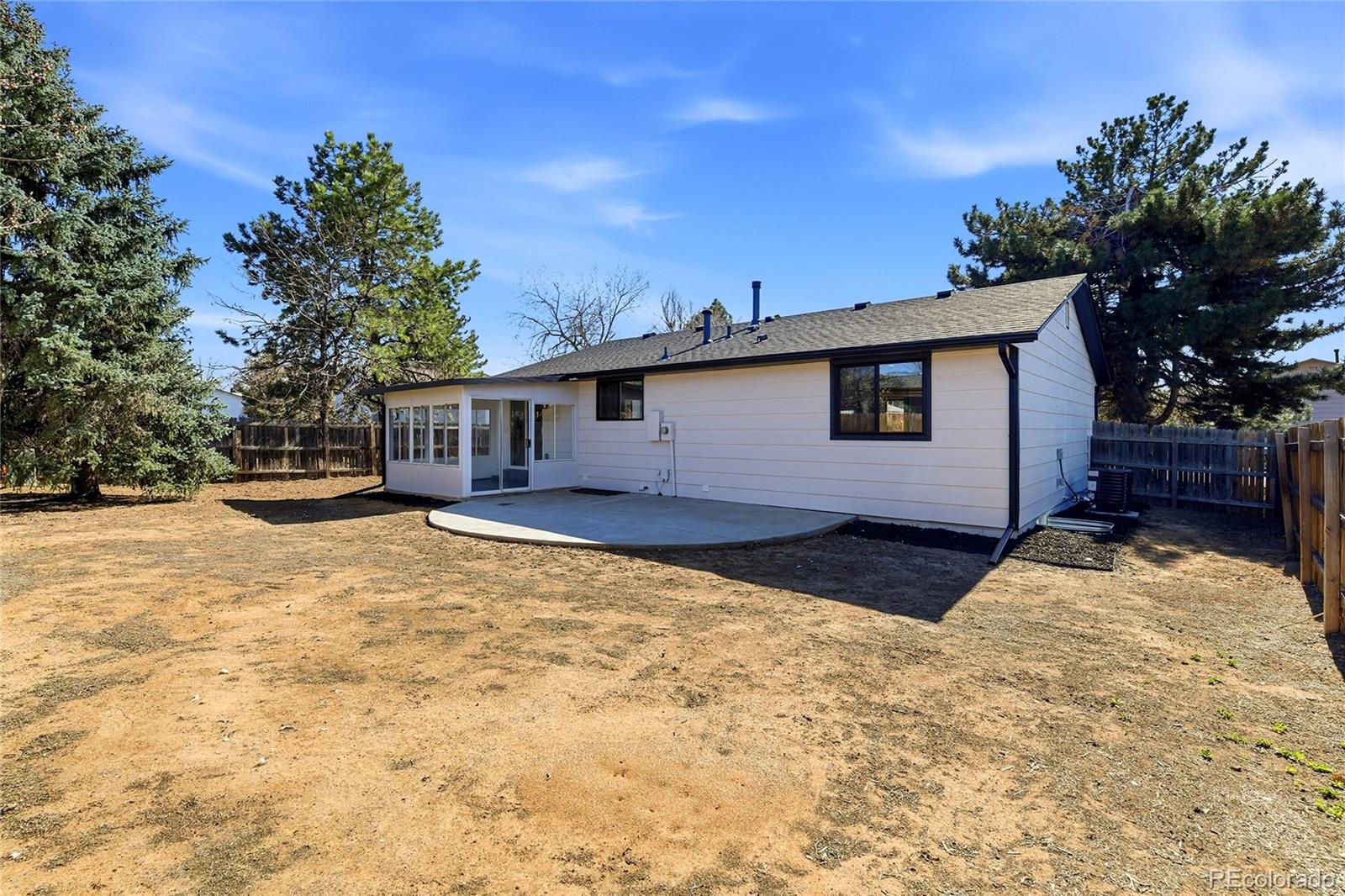 4482 Fairplay Way Denver CO 80239