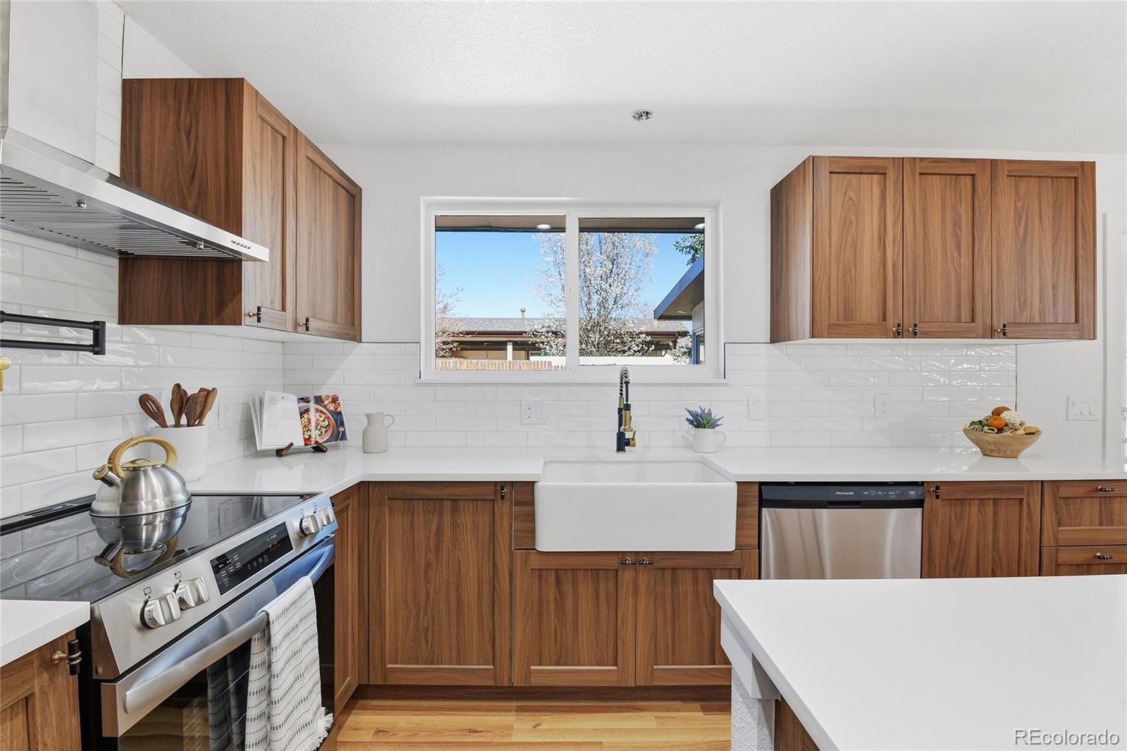 4482 Fairplay Way Denver CO 80239