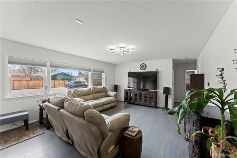 632 Pinon Drive Colorado Springs CO 80905