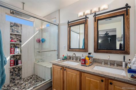 19681 E 59th Place Aurora CO 80019