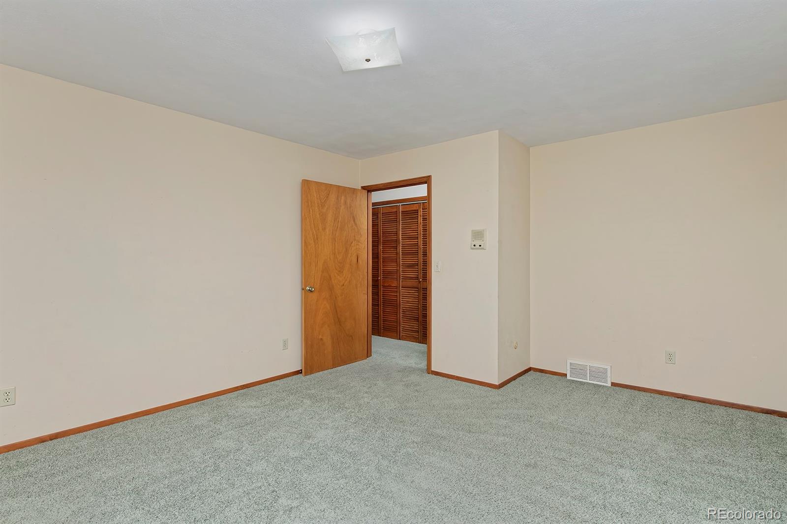 570 W Ash Street Louisville CO 80027