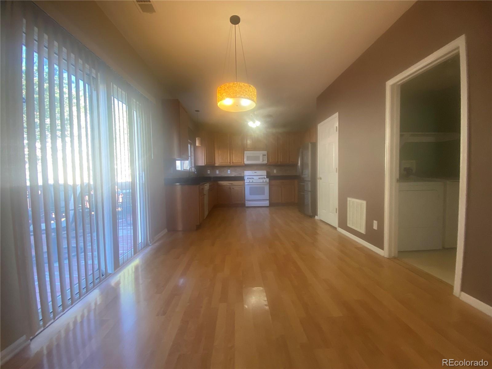407 Ivory Circle Aurora CO 80011