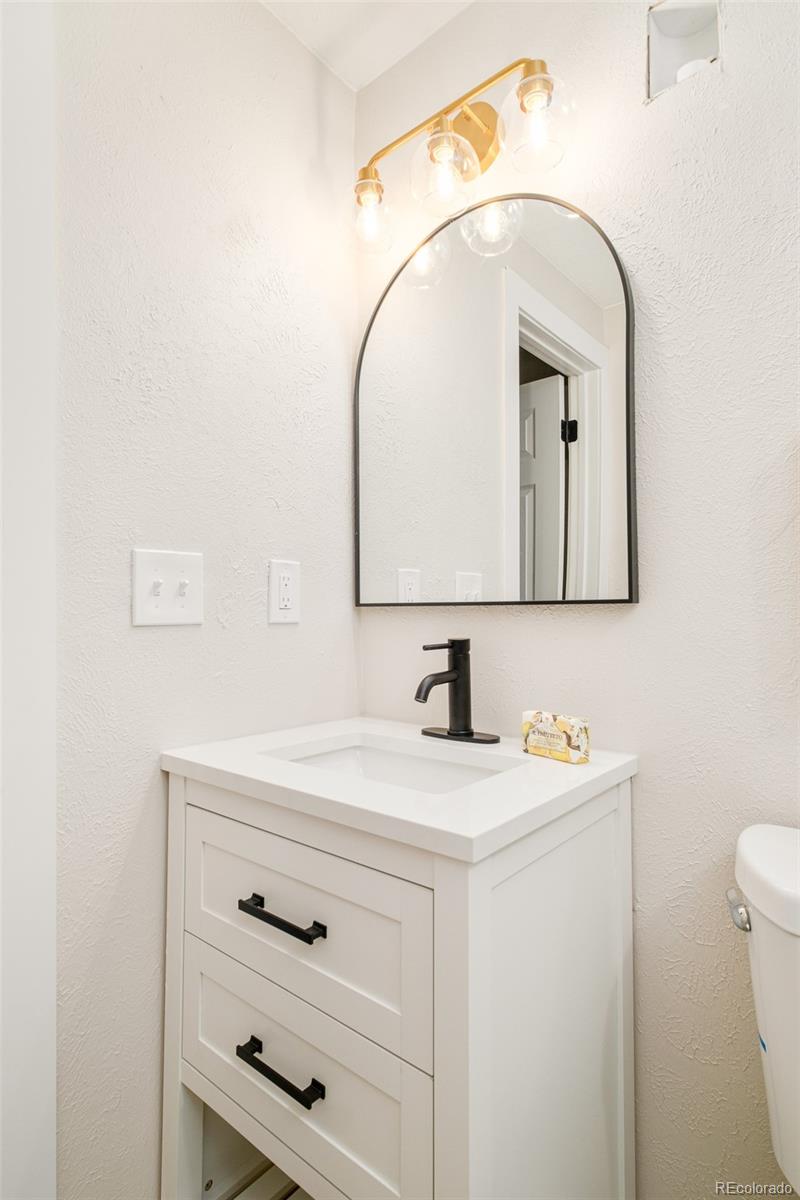 2988 S Hannibal Street Aurora CO 80013