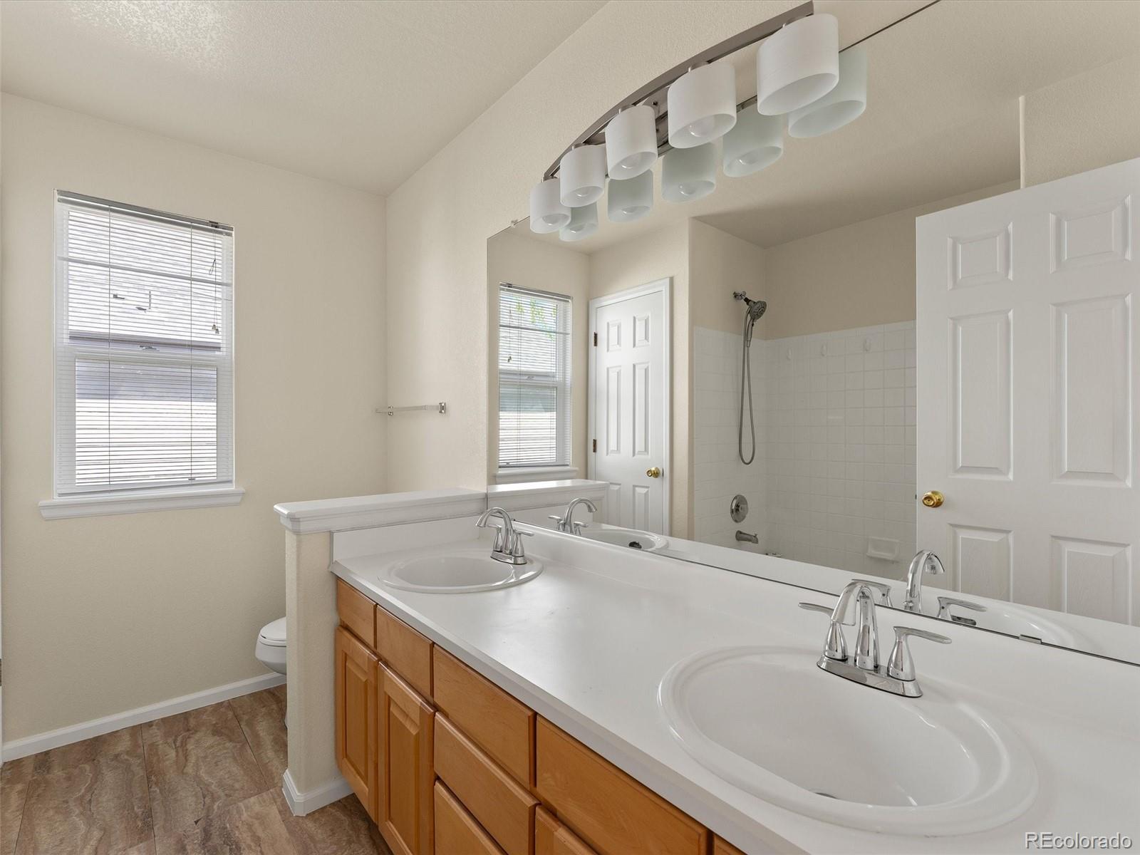 4005 S Killarney Way Aurora CO 80013