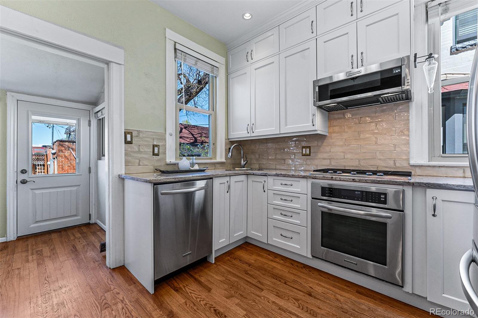 979 S Pennsylvania Street Denver CO 80209