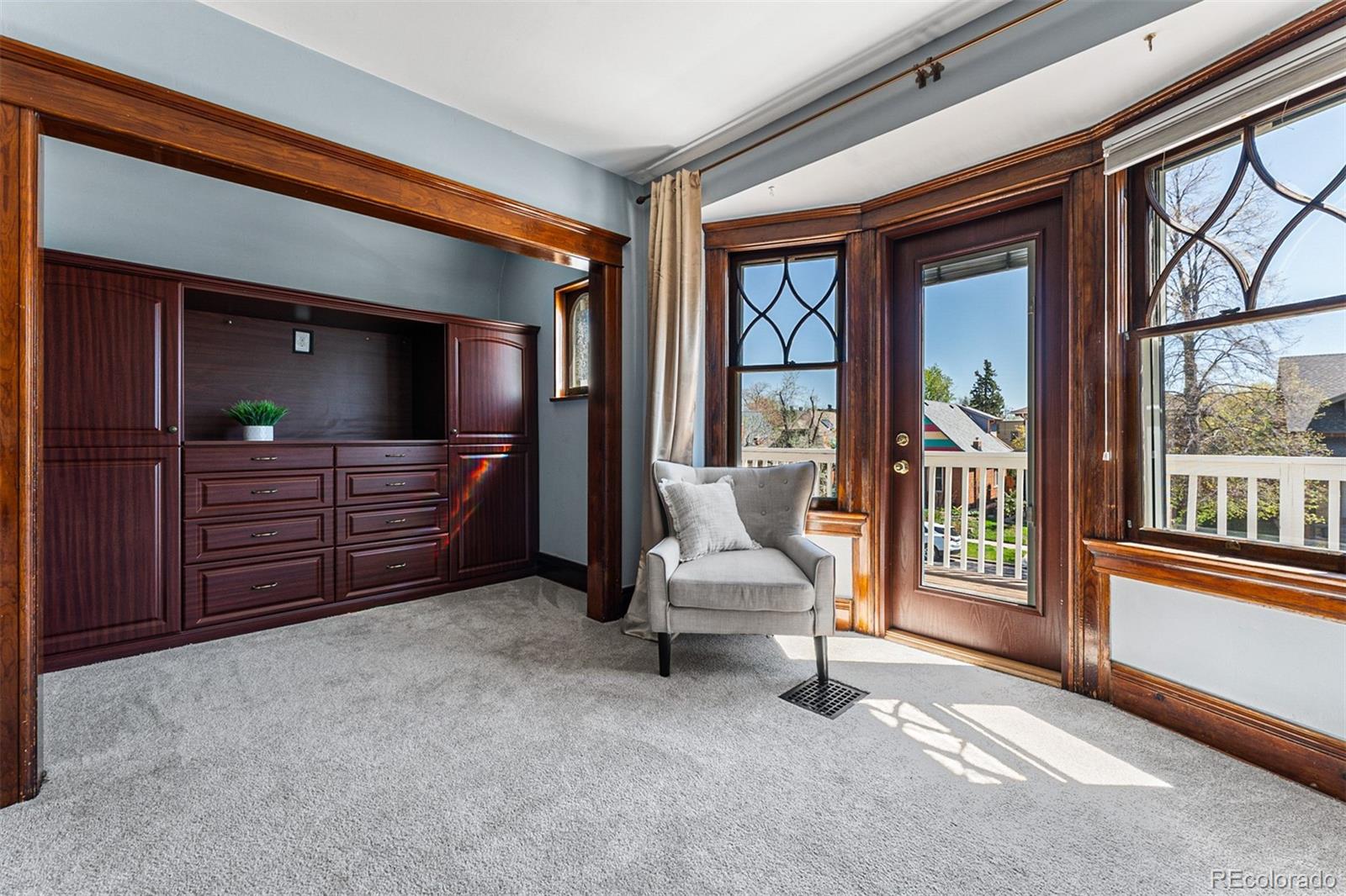 979 S Pennsylvania Street Denver CO 80209
