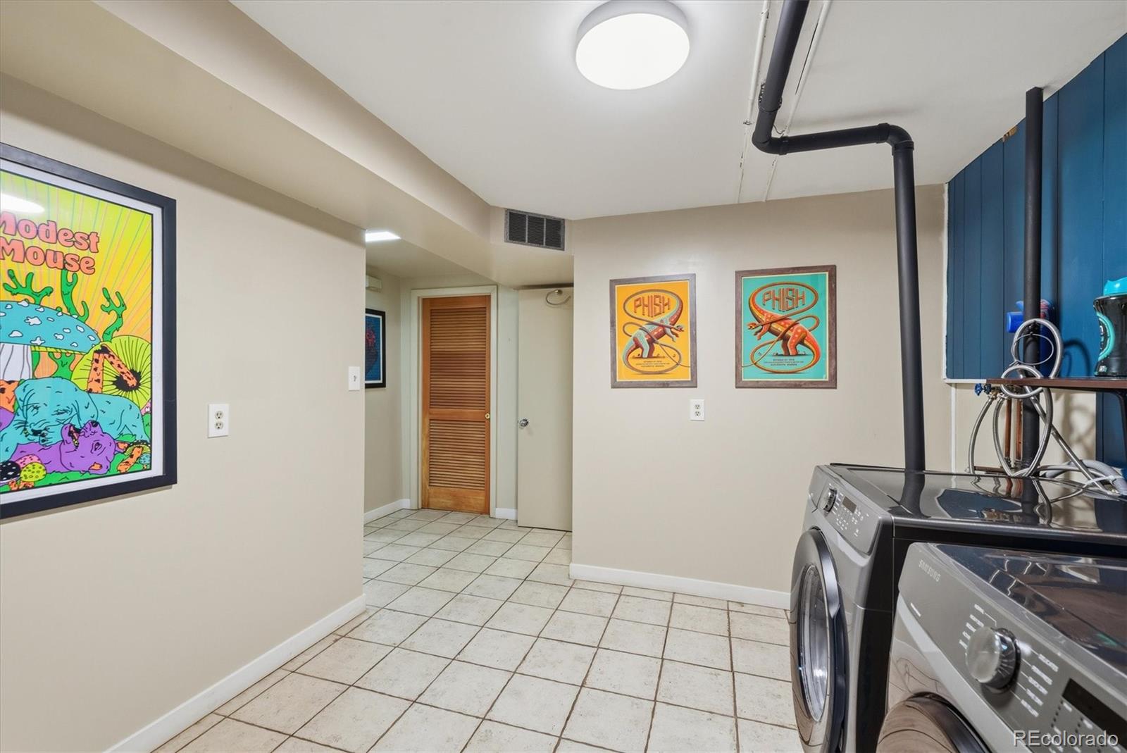 2955 S Zurich Court Denver CO 80236