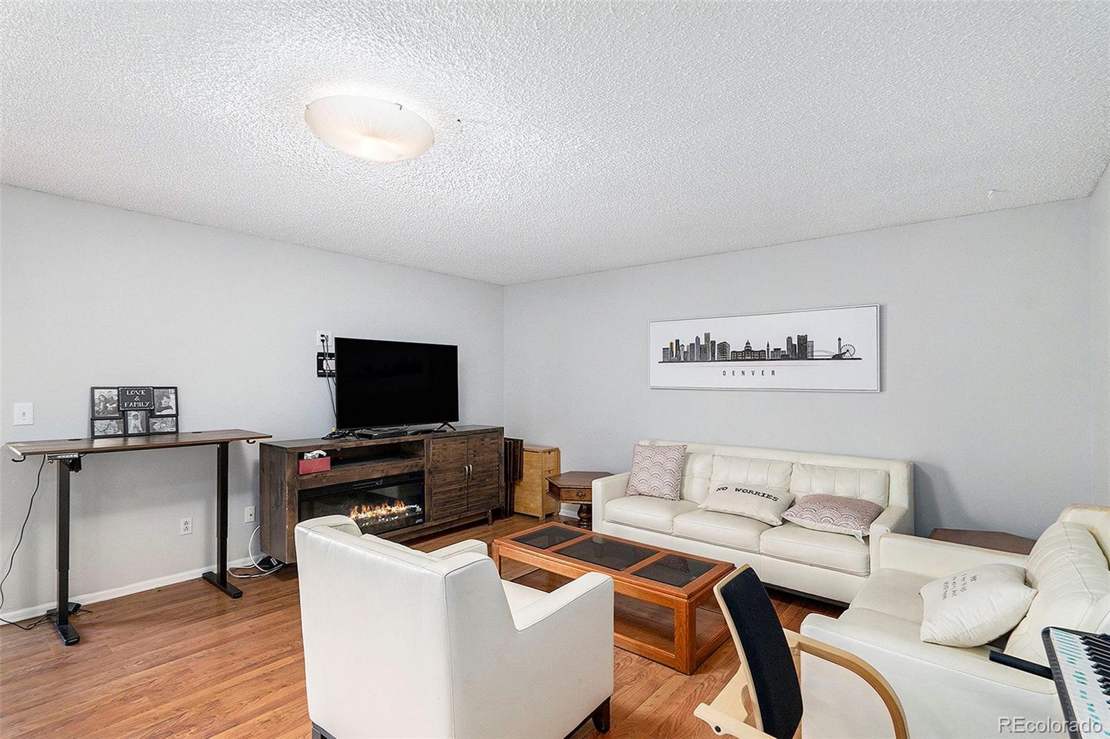 2182 S Ventura Street Aurora CO 80013