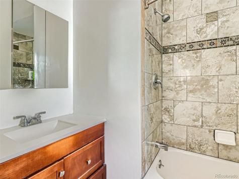 1249 Worchester Street Aurora CO 80011