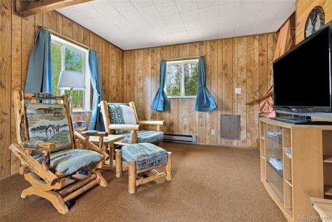 454 Eagle Rock Road Florissant CO 80816