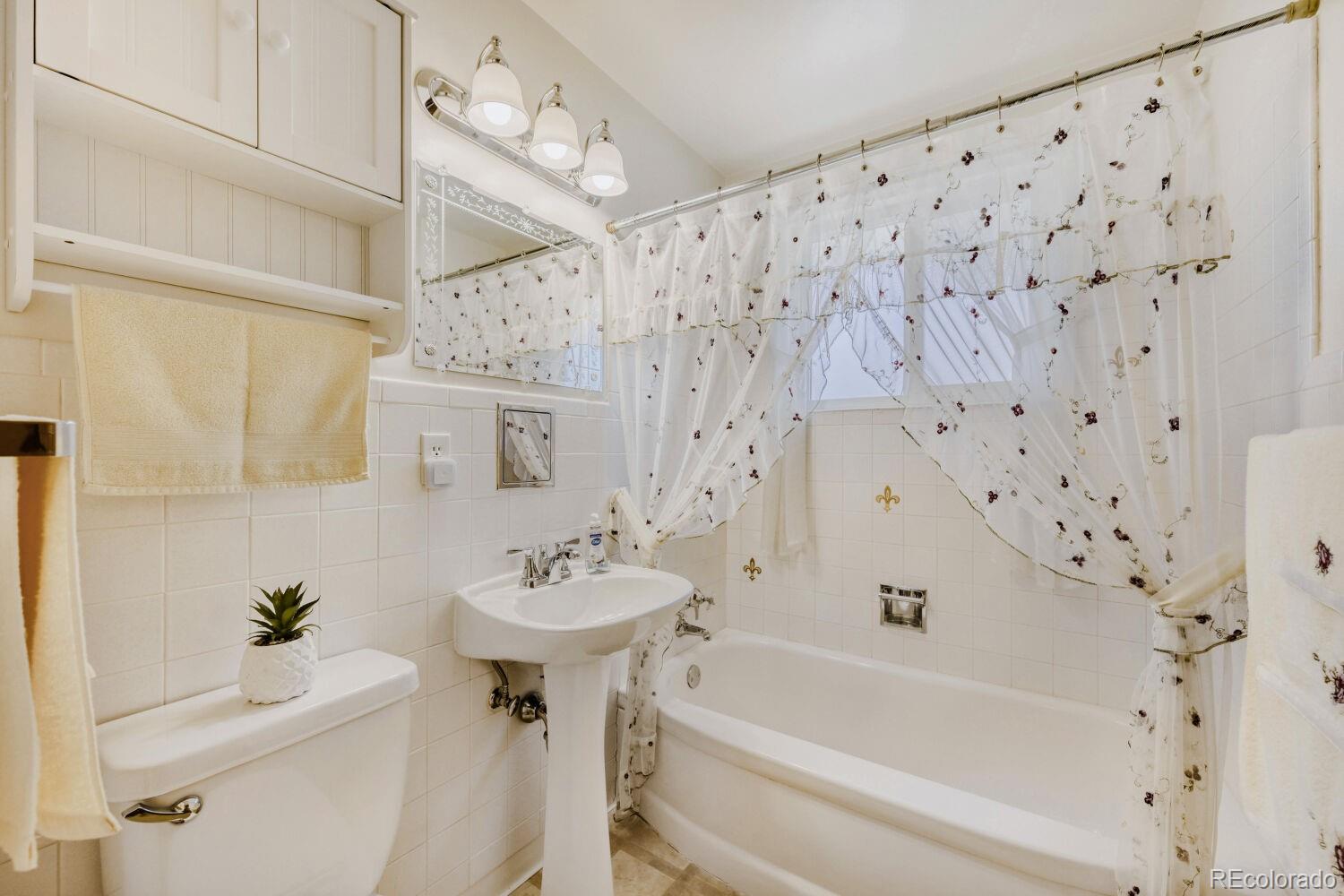 4555 W 65th Avenue Arvada CO 80003