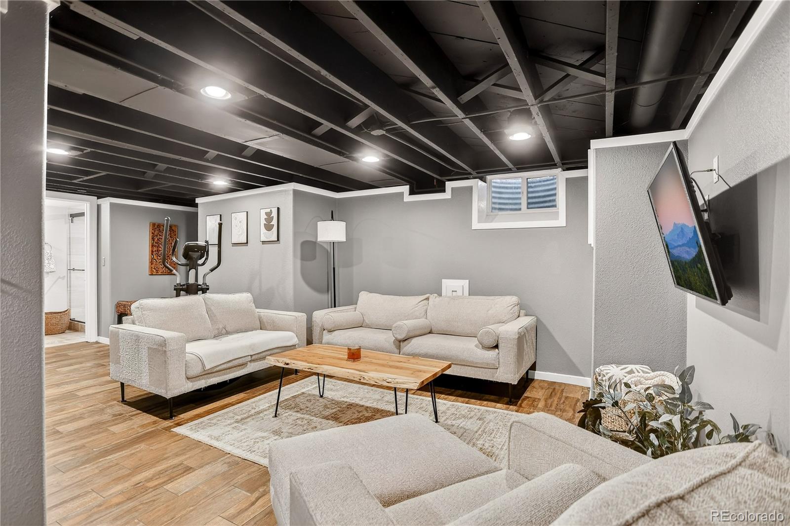 2555 Poplar Street Denver CO 80207
