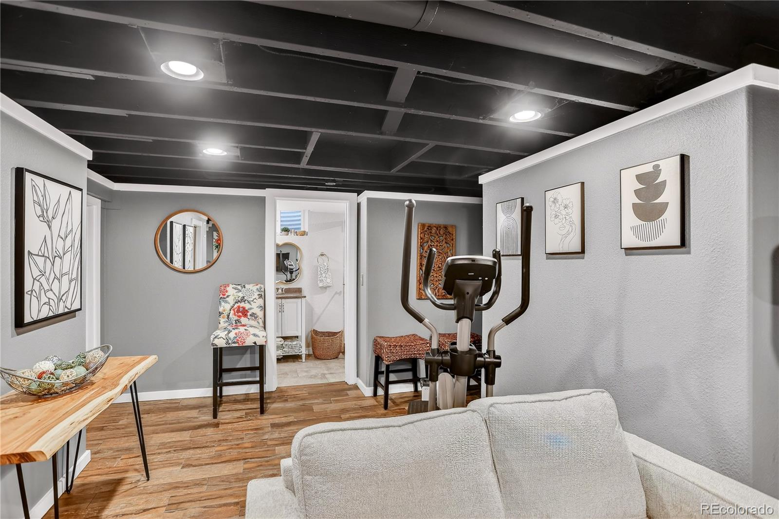 2555 Poplar Street Denver CO 80207
