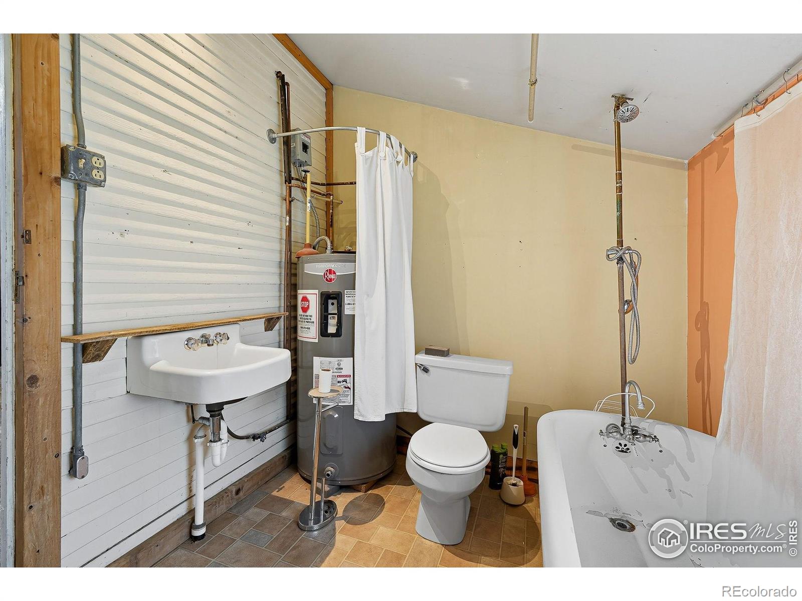6122 Fourmile Canyon Drive Boulder CO 80302