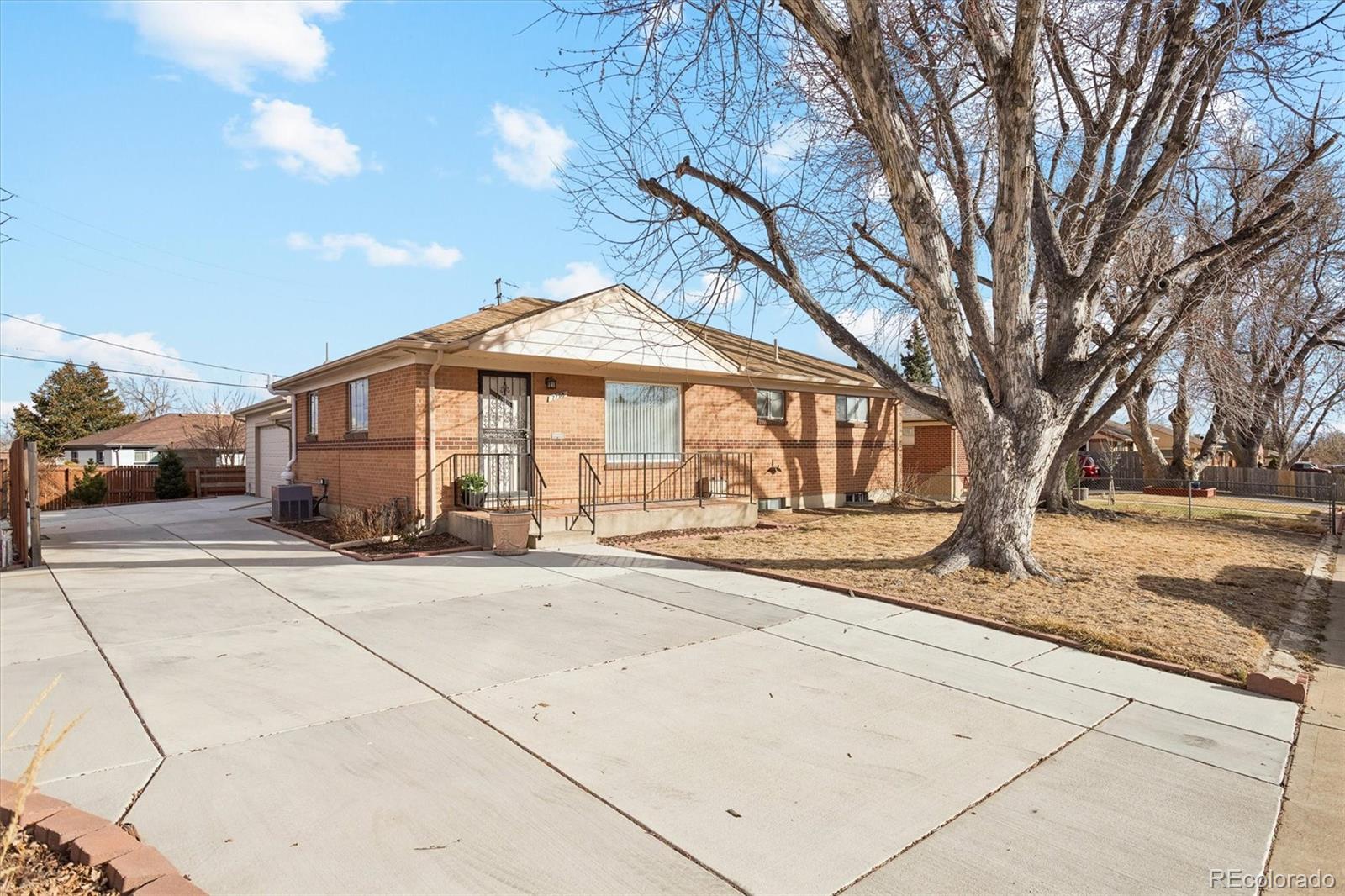 7798 Quivas Street Denver CO 80221
