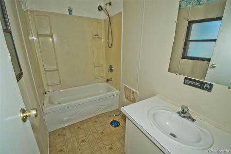 77 E 10th Street Moffat CO 81143