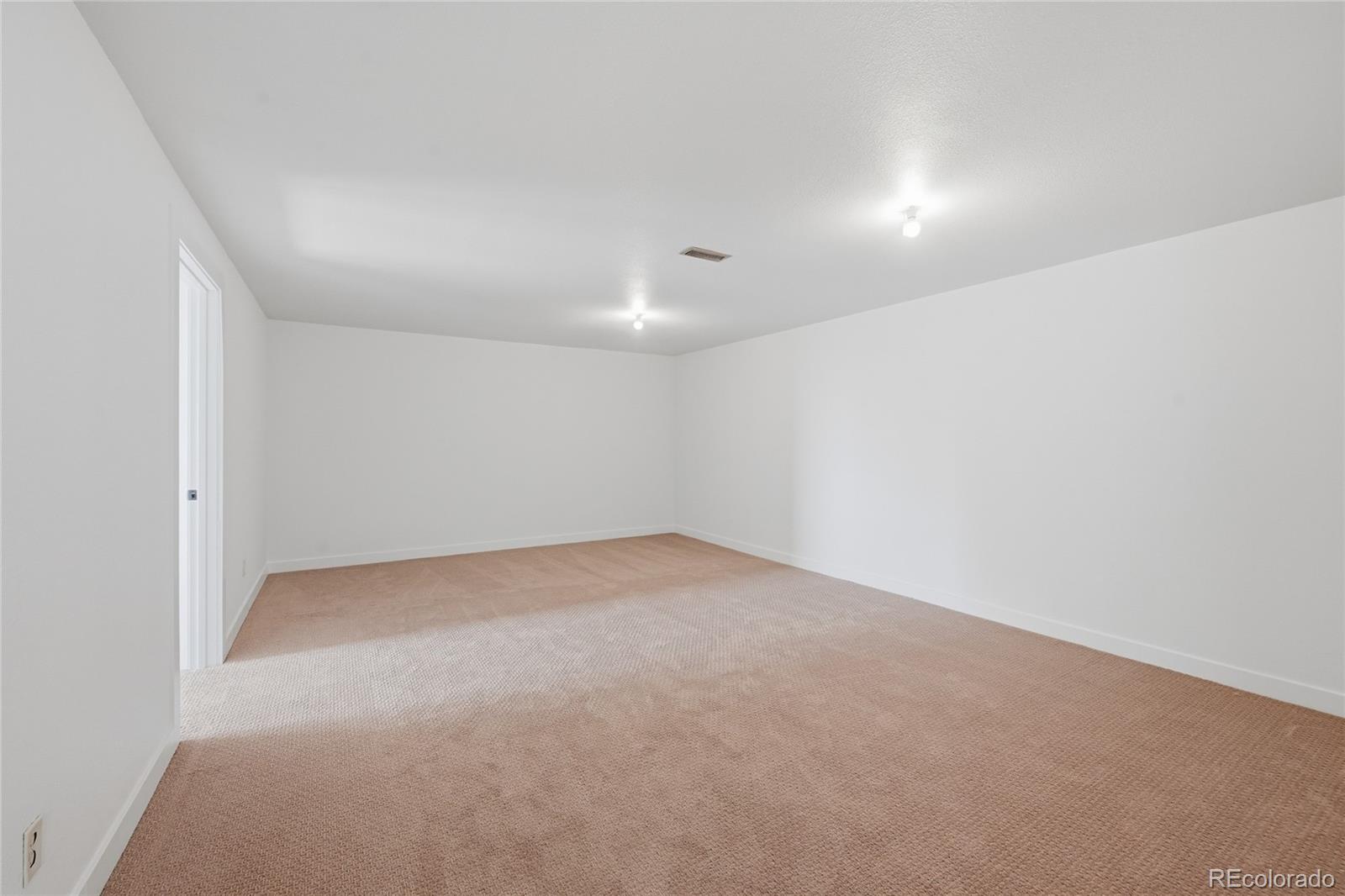 4153 S Lookout Hill Street Watkins CO 80137