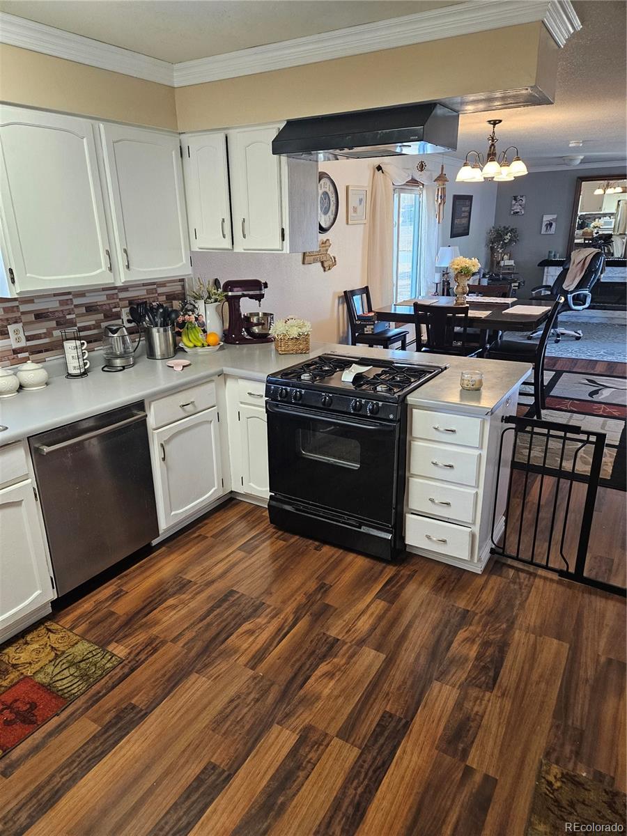 647 Denver Avenue De Beque CO 81630